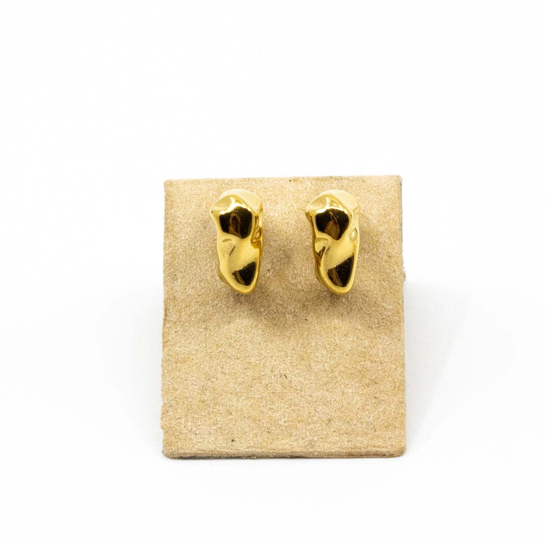 Waves Earrings Gold