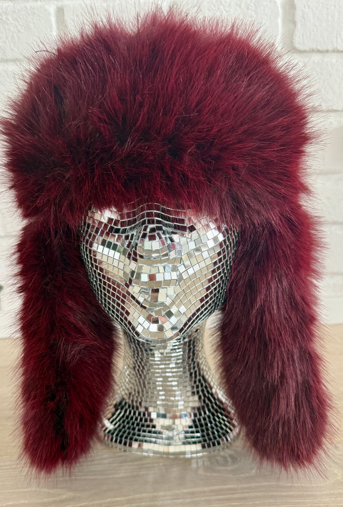 Faux Fur Mössa Vinröd