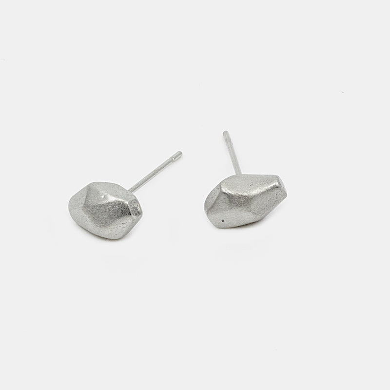 Rocky Örhänge Silver Silver
